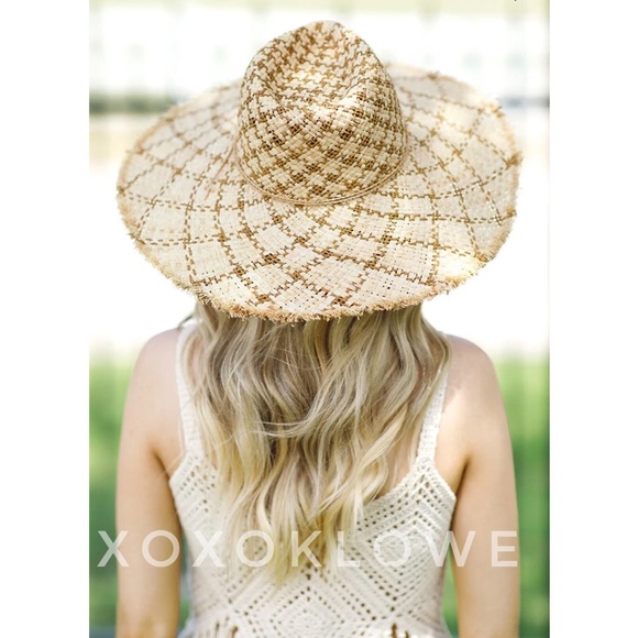 xoxoklowe Accessories - Two Tone Raffia Wide Brim Sun Hat